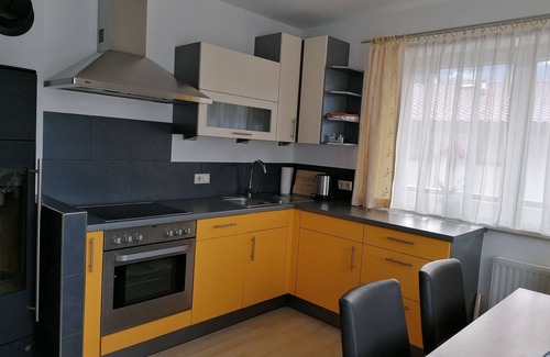 Hainzenberg Appartement | Apartment on the mountain and yet central