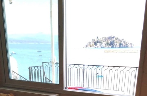 Argolis Region Appartement | Apartment one breath from the sea in Tolo!!!5 meters from the sea,free sunbeds!!
