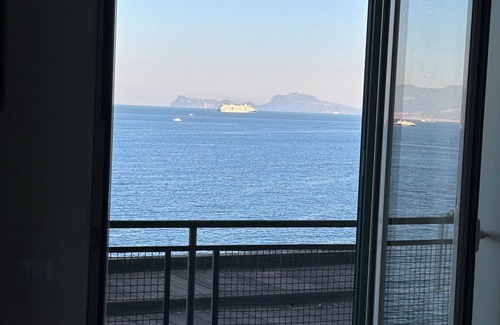 Posillipo Maison | Apartment overlooking the entire Gulf of Naples.