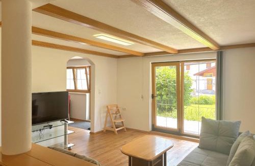 Weissenbach am Lech Appartement | Apartment Panoramablick by Interhome