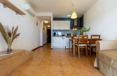 L'Eucaliptus Appartement | Appartement Paola by Interhome