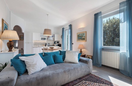 Sori Appartement | Appartement "Paradise Suite" avec vue sur la mer, Wi-Fi et climatisation