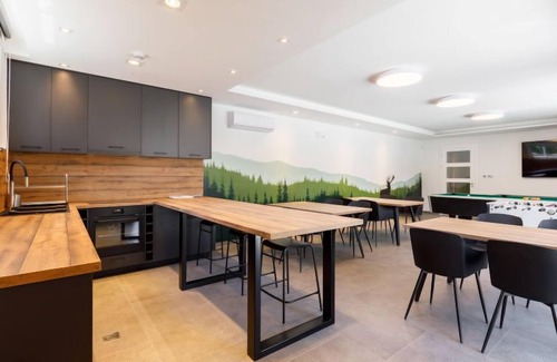 Balatonszarszo Appartement | Appartement Park 1 by Interhome