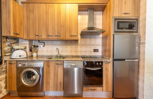 Borrastre Appartement | Appartement 'Peña Roya' avec vue sur la montagne, jardin partagé et Wi-Fi