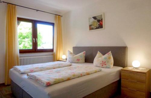 Steinach Appartement | Apartment Pension Himmelsbach by Interhome