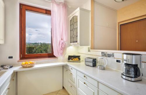 Calmasino Appartement | APARTMENT PERLA DEL GARDA - Regarda Travel
