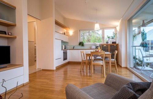 Aschach Appartement | Appartement "Pfirsichblüte" dans une ferme familiale idyllique avec balcon et vue montagne