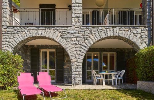 Cressogno Appartement | Apartment Poggio degli Ulivi by Interhome