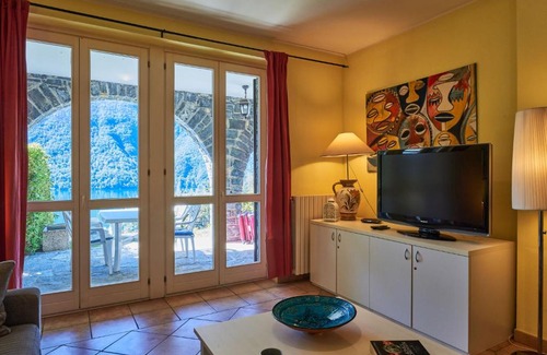 Cressogno Appartement | Apartment Poggio degli Ulivi by Interhome