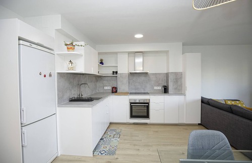 Eixample Appartement | Apartment Pons i Martí in the Barri Vell, Girona