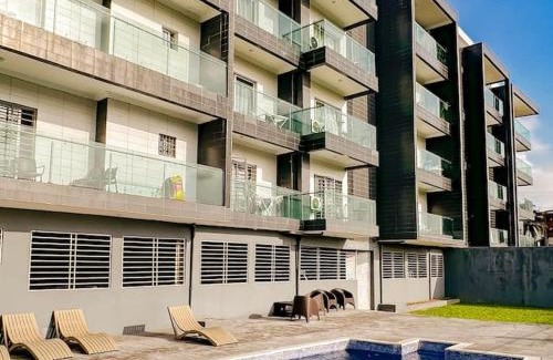 Cocody Appartement | Apartment Pool- Balcony- Parking- Self CheckIn- WIFI -A3