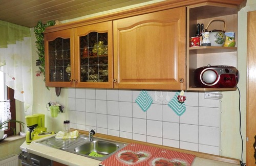Sondershausen Appartement | Apartment 'Private Fam Wölke' with Mountain View, Private Garden and Wi-Fi