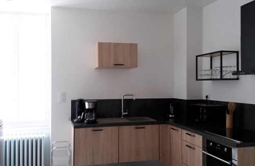 Luzenac Appartement | Appartement 'Appartement Pyrénées-Ariégeoises' avec vue sur les montagnes, jardin partagé et Wi-Fi