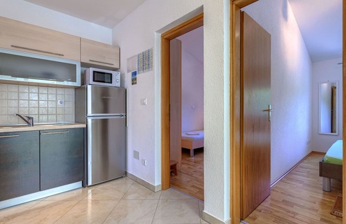 Cancini Appartement | Appartement Rajić by Interhome