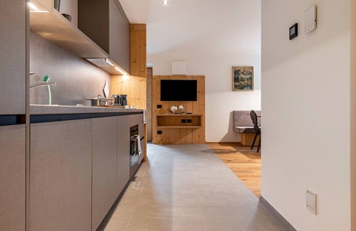 San Pietro Appartement | Appartement "Raschötz" avec vue sur les montagnes, jardin partagé et Wi-Fi