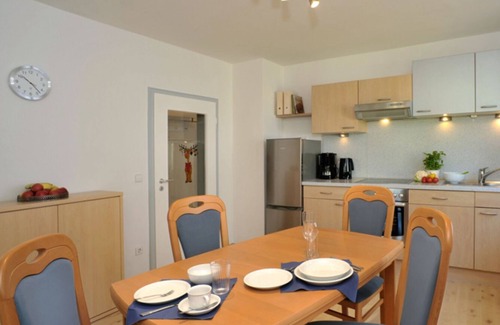 Karlsbad Appartement | Appartement 'Refugium' avec terrasse partagée et Wi-Fi