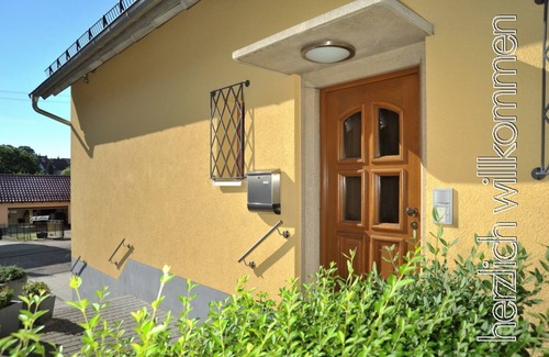 Karlsbad Appartement | Appartement 'Refugium' avec terrasse partagée et Wi-Fi