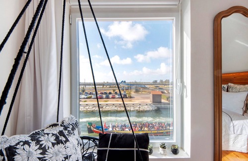 Aveiro Appartement | Apartment 'Ria' with Wi-Fi and Air Conditioning