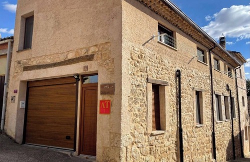 Tubilla del Lago Appartement | Apartment 'Ribera Del Duero Crianza' with Wi-Fi