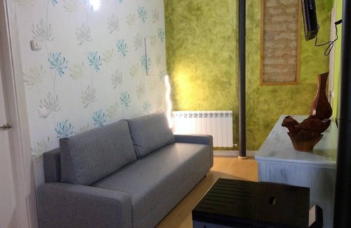 Tubilla del Lago Appartement | Apartment 'Ribera Del Duero Crianza' with Wi-Fi