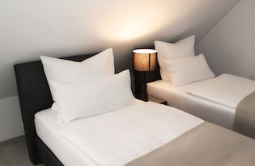 Hoehr-Grenzhausen Appartement | Apartment Rose with 35 sqm - in the Château d'Esprit