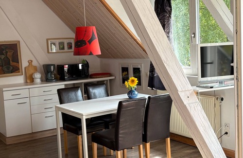 Kurort Gohrisch Appartement | Apartment 'Rotkehlchen' with Mountain View, Private Garden and Wi-Fi