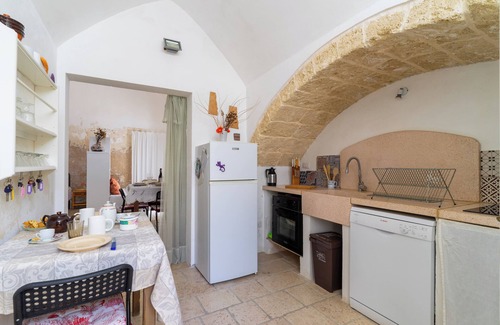 Ugento Appartement | Appartement "Sala Del Camino" avec terrasse privée, Wi-Fi et climatisation