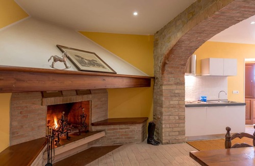 Magione Appartement | Apartment Salon + Vineyards