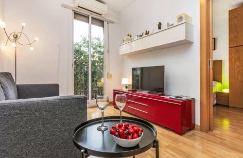 La Maternitat i Sant Ramon Appartement | Apartment Sants-Montjuïc- Avenida Madrid by Interhome