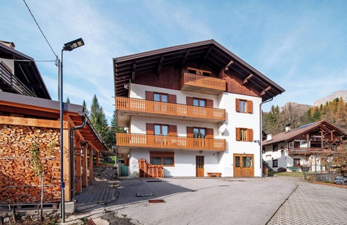 Pie Falcade Appartement | Appartement "Sasedel" avec vue sur les montagnes, jardin partagé et balcon