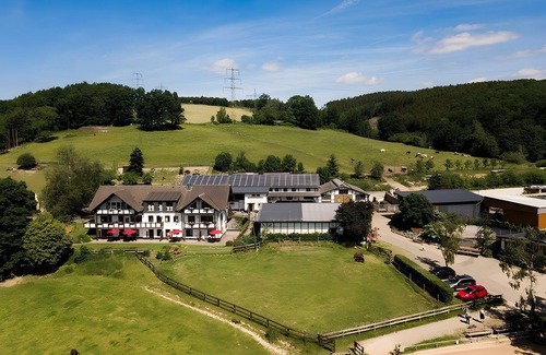 Helden Appartement | Appartement "Sattelkammer" avec vue sur les montagnes, terrasse partagée et Wi-Fi