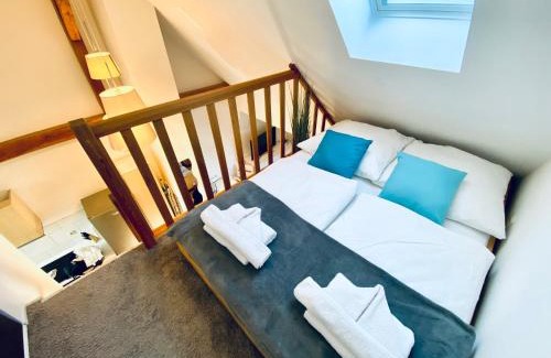 Mitte Appartement | Apartment SCHLEUSENTOR - Ferienwohnung Maisonette