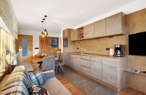 Rodengo Appartement | Appartement "Schlossblick" avec vue sur les montagnes, terrasse privée et Wi-Fi