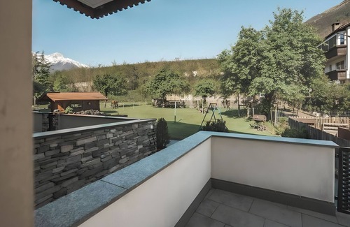 Silandro Appartement | Appartement 'Schnatzhof Typ B9' avec vue sur les montagnes, piscine partagée et Wi-Fi