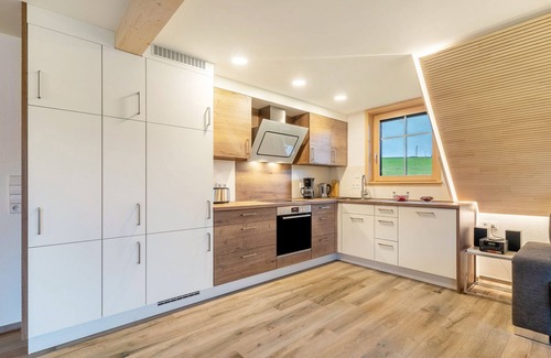 Wolfach - Saint Roman Appartement | Appartement "Schwarzwaldblick" avec vue sur les montagnes, jardin partagé et Wi-Fi