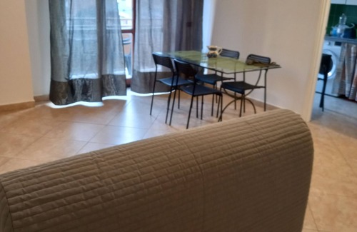 Ladispoli Appartement | Apartment sea view, beach 2 minutes, train10 minutes and visit Rome