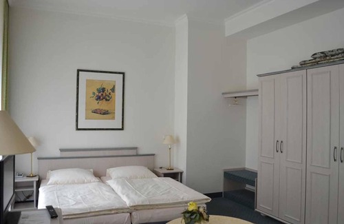 Bad Pyrmont Appartement | Apartment, shower, toilet, type 4 - Hauptallee apartments