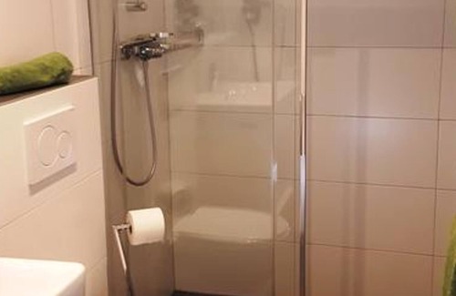 Mallnitz Cottage | Apartment, shower, toilet, 2 bedrooms - Pension Jägerhof
