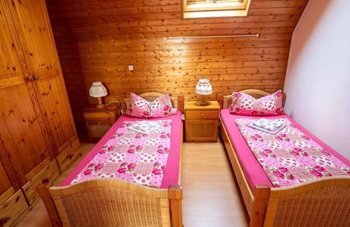 Grossheppach Appartement | Apartment Sila 1 with 50sqm, 1 bedroom for max. 6 people