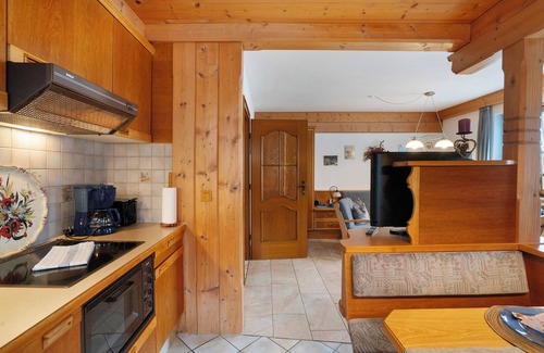 Mittenwald Appartement | Appartement "Silberdistel Nr 3" avec vue sur les montagnes, jardin partagé et Wi-Fi