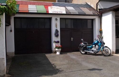 Ellefeld Appartement | Apartment Simone, bathtub, WC, 1 bedroom - Ferienwohnungen Möckel