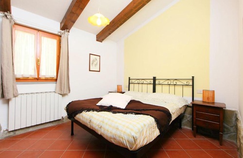 Bucine Appartement | Apartment Simone by Interhome