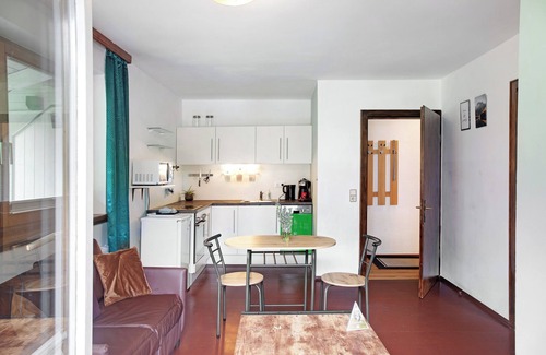 Stall Appartement | Appartement "Sonnberg" à Molltaler Appartements avec vue sur les montagnes, balcon et Wi-Fi