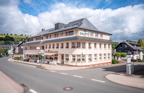 Usseln Appartement | Apartment 'Spatz' with Mountain View, Shared Garden and Wi-Fi
