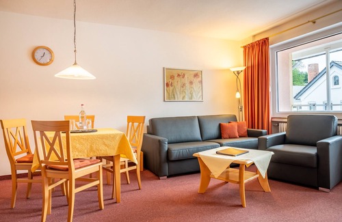 Usseln Appartement | Apartment 'Spatz' with Mountain View, Shared Garden and Wi-Fi