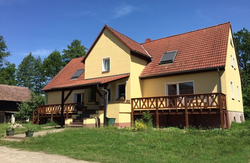 Burg-Dorf Appartement | Appartement "Spreewaldkahn" directement sur la rivière, Spreewaldhof Schupan