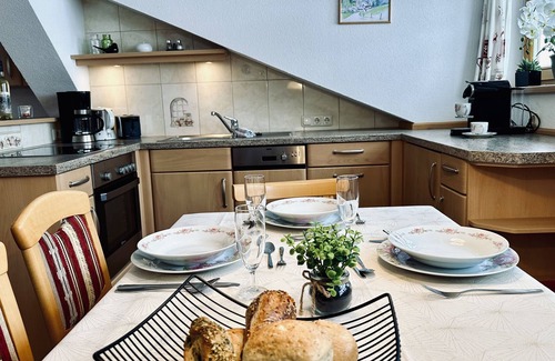 Maria Alm am Steinernen Meer Appartement | Appartement "Steinernes Meer" avec balcon, vue sur la montagne dans une ferme biologique