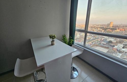 Las Rejas Appartement | Apartment steps from the Alameda Terminal and USACH