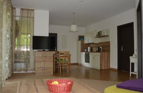 Burg-Kauper Appartement | Apartment Strohkammer - Spreewaldscheune am Fließ-Ferienwohnungen am Wasser in
