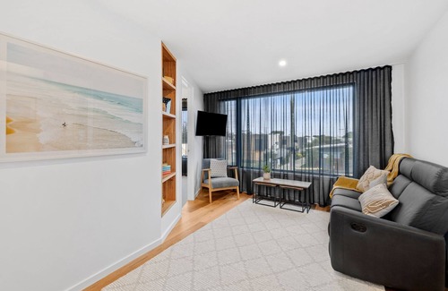 Torquay Appartement | Apartment Studio 6: 2 BR, 1.5 BA Apartment in Torquay, Sleeps 4